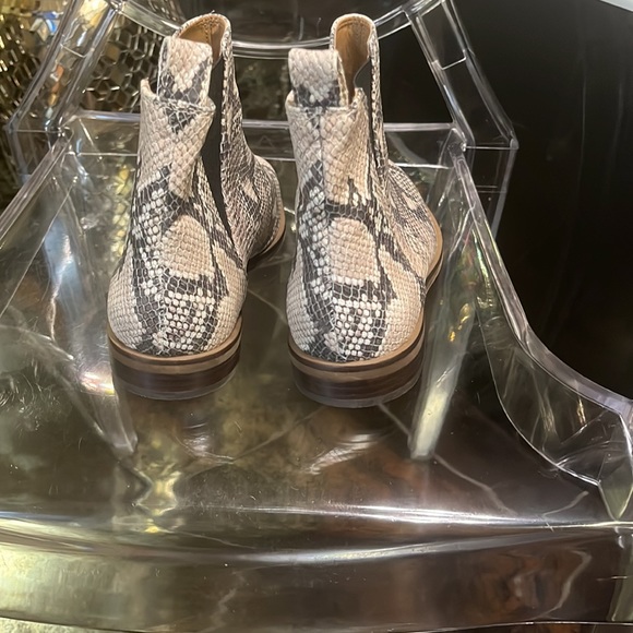 Animal print bootie - Picture 3 of 4